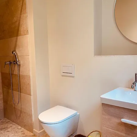 Villa De Standing Avec Vue Montagne, Proche De Porto-vecchio