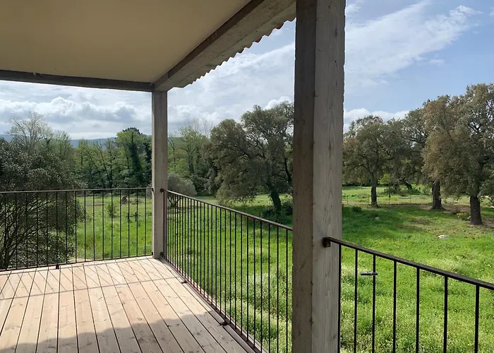 De Standing Avec Vue Montagne, Proche De Porto-vecchio Vila *